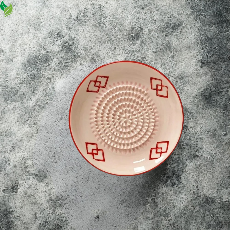Color options of round ceramic ginger and garlic grater plates