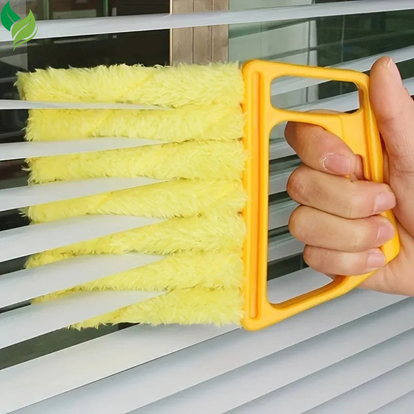 Microfiber Blinds Duster Brush – Detachable & Washable Window Cleaner