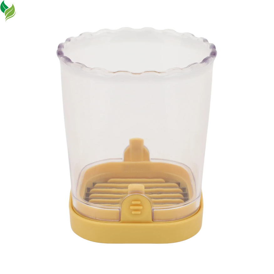 Removable blade and clear cup parts displayed for easy cleaning